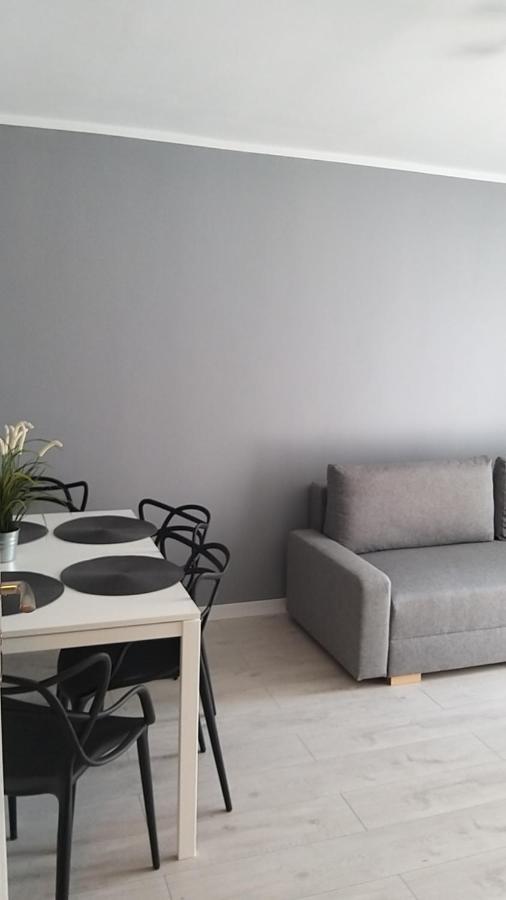 Apartament Wika Varşovia Exterior foto